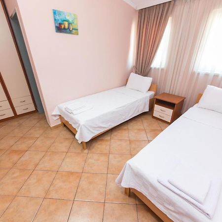 Hotel Heritage Tiranë Luaran gambar