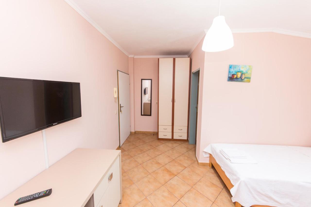 Hotel Heritage Tiranë Luaran gambar