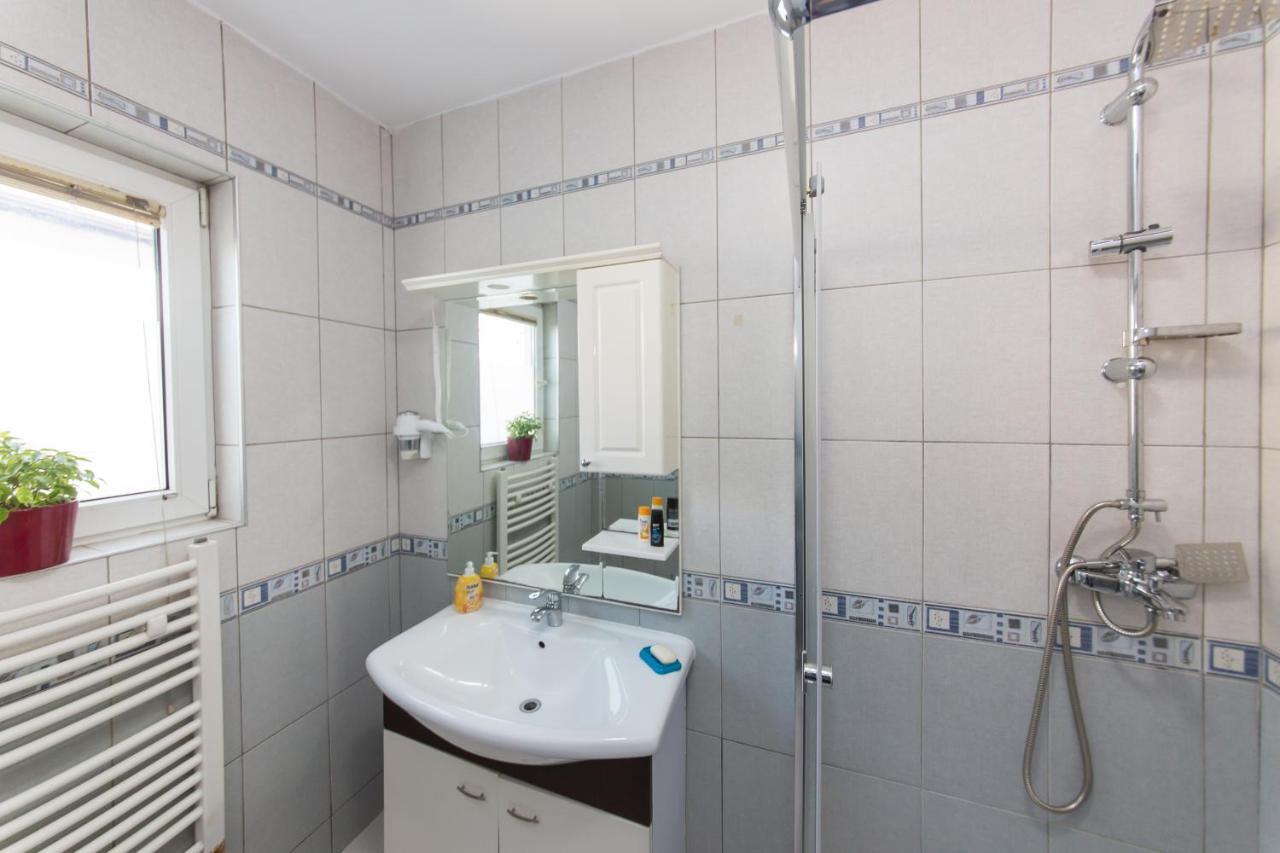 Hotel Heritage Tiranë Luaran gambar