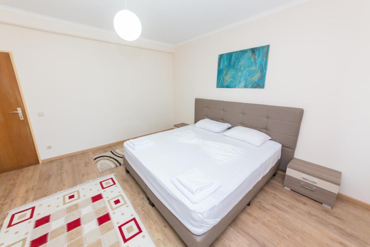 Hotel Heritage Tiranë Luaran gambar